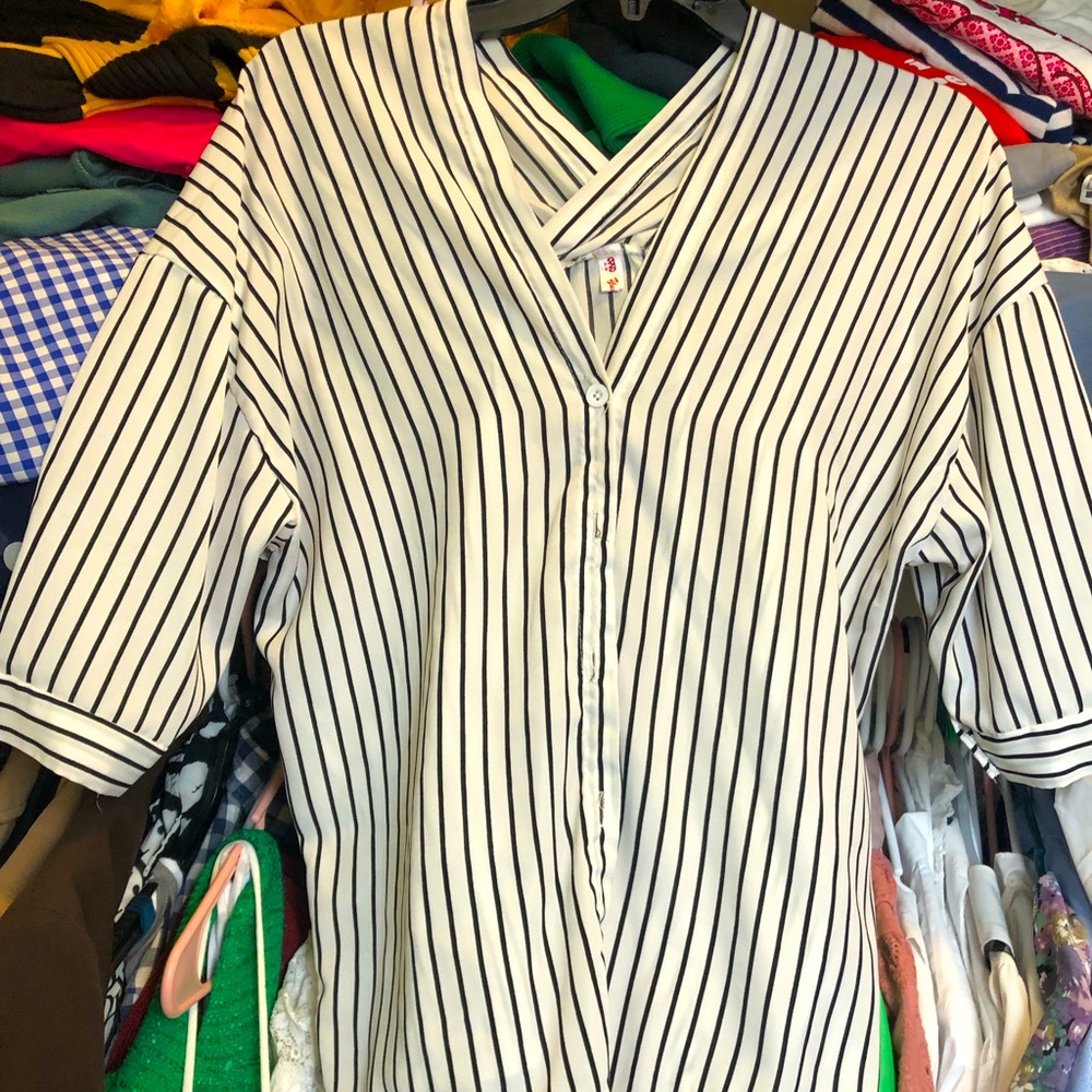 Blouse xs or s ❤️